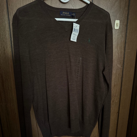 Dark brown sweater - Picture 1 of 2